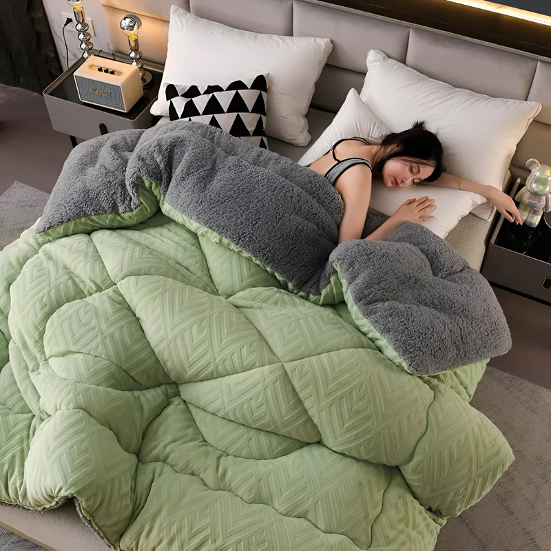 Dual-Sided Soft Duvet Blanket