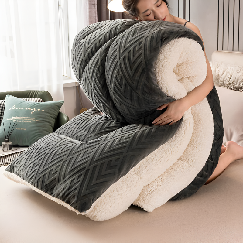 Dual-Sided Soft Duvet Blanket