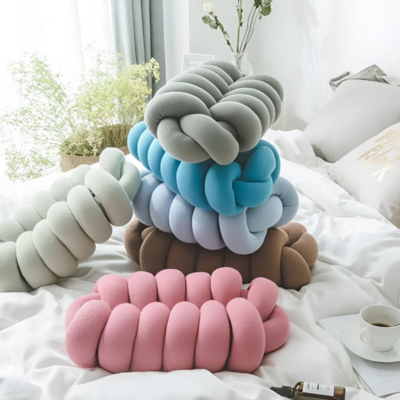 Splendid Ellipse Knotted Plush Cushion