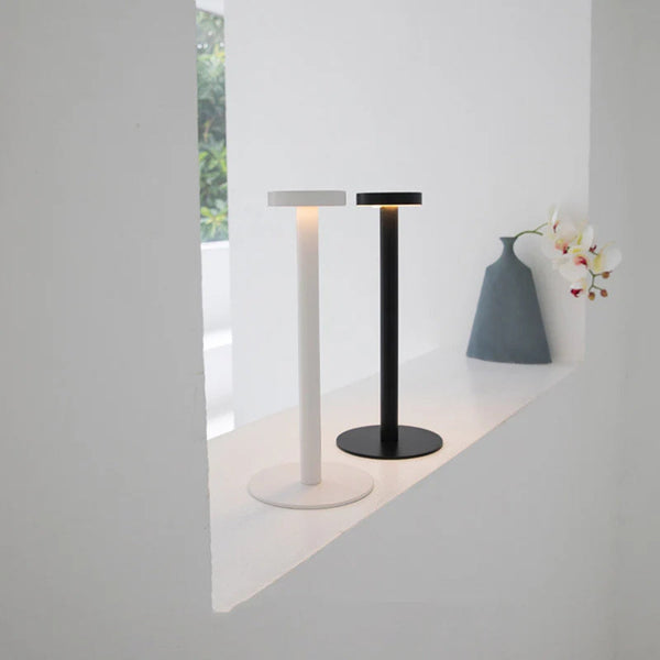 Zephyr Aluminum LED Table Lamp