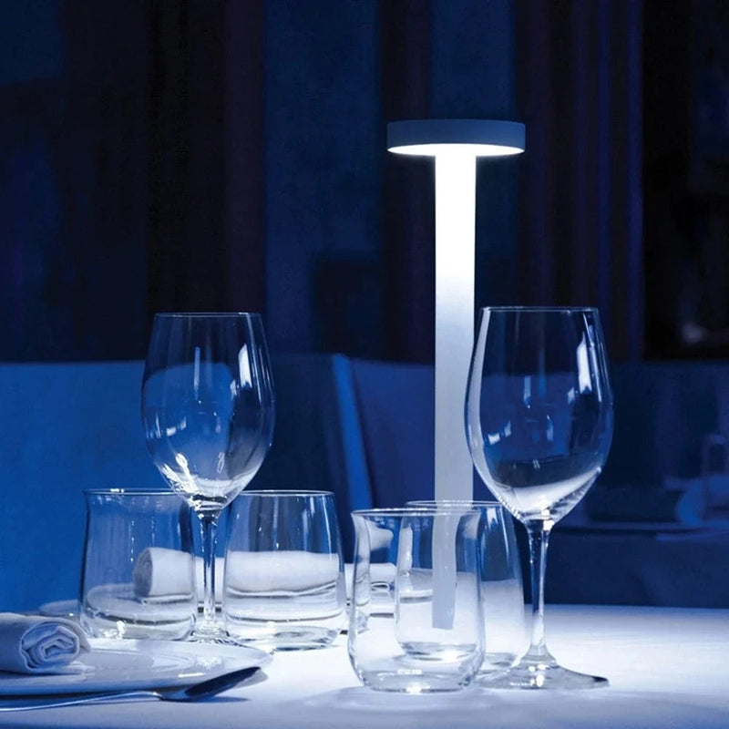 Zephyr Aluminum LED Table Lamp