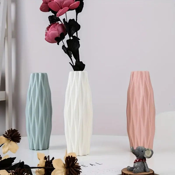 Hollow Fold Art Vase