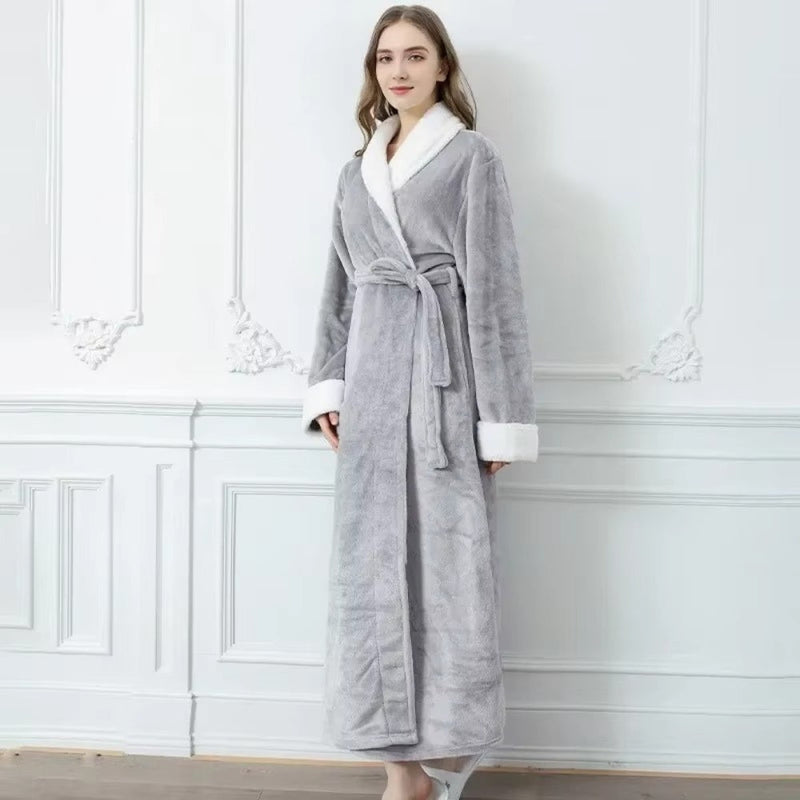 Plush Fleece Contrast Trim Bathrobe