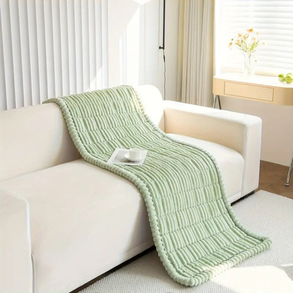 Plush Pleated Cover for Dogs (B1G1)