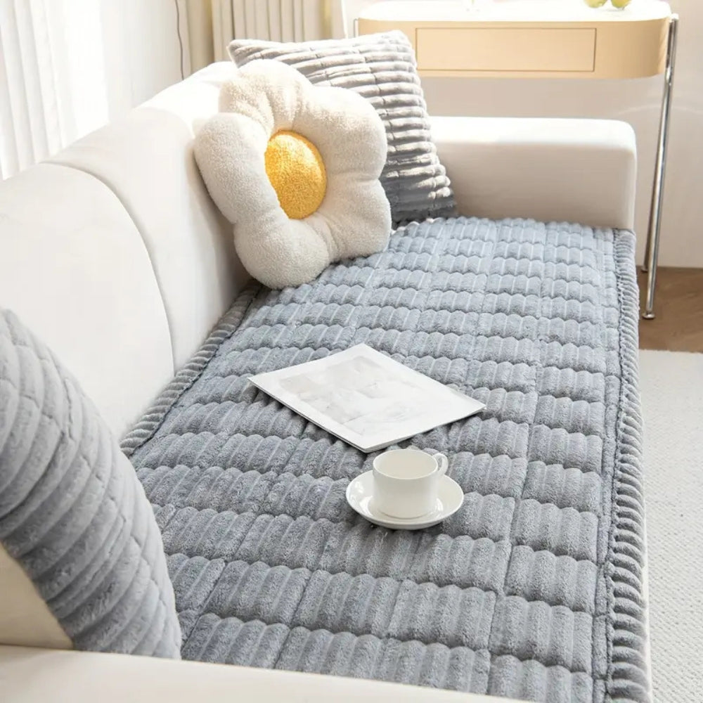 Plush Pleated Cover for Dogs (B1G1)