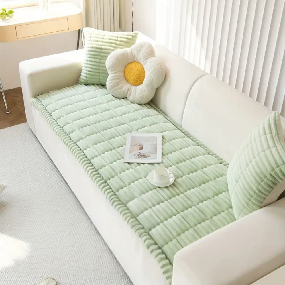 Plush Pleated Cover for Dogs (B1G1)